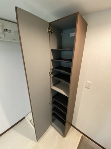 ベイルーム県立大学B 玄関