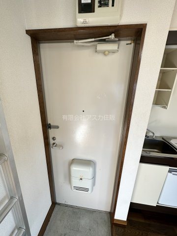 海風・ハイツ 玄関