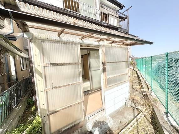 二葉戸建 玄関