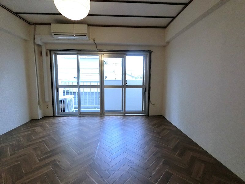 東横堀の内レジデンス リビング