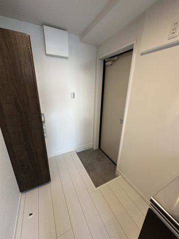 ベイルーム県立大学WEST 玄関