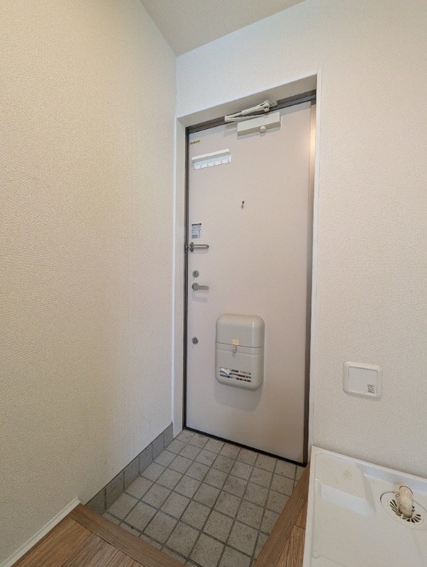 ビーコレクト富士見町1号棟  玄関