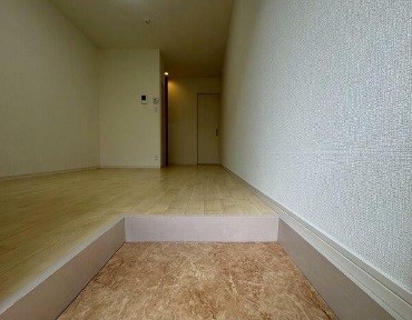 メルシャトー汐入 玄関