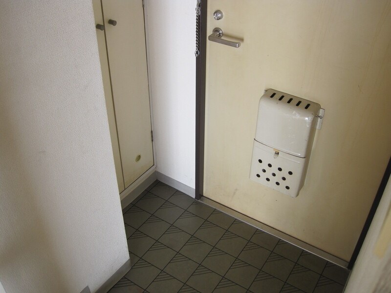 スターハイツ横須賀中央 玄関