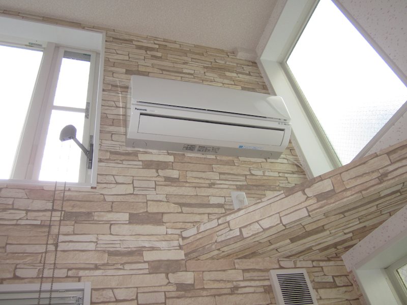 ユナイト衣笠ロバート・ホロビッツ その他3