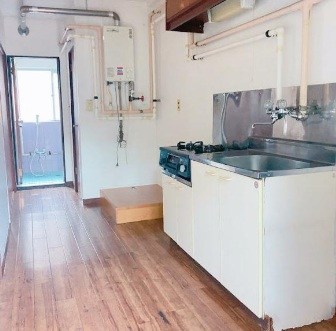 汐入マンション 玄関