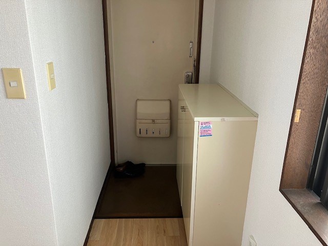 房総ハイツ 玄関