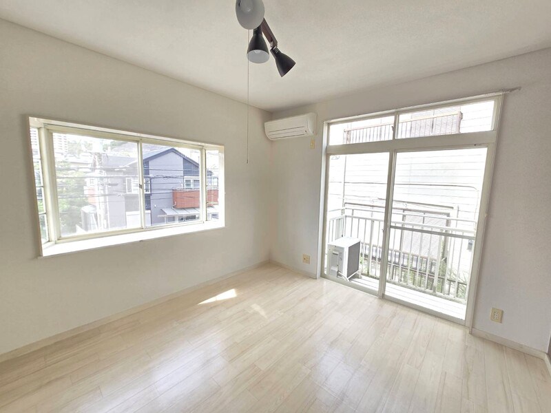 クラウディア横須賀 リビング