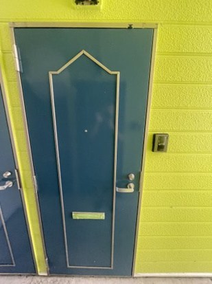 海風ハイツ 玄関