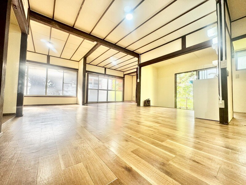 緑が丘戸建て リビング