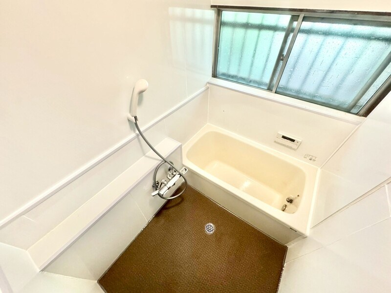 緑が丘戸建て 風呂画像