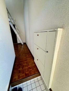 メゾンロワールＹｓ 玄関