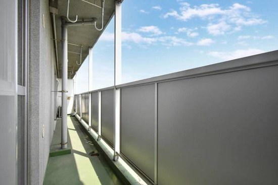 ビレッジハウス不入斗4号棟  ベランダ