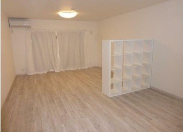 サードストーン リビング