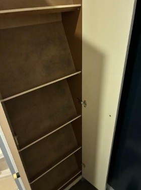 リベルタ馬堀海岸 玄関