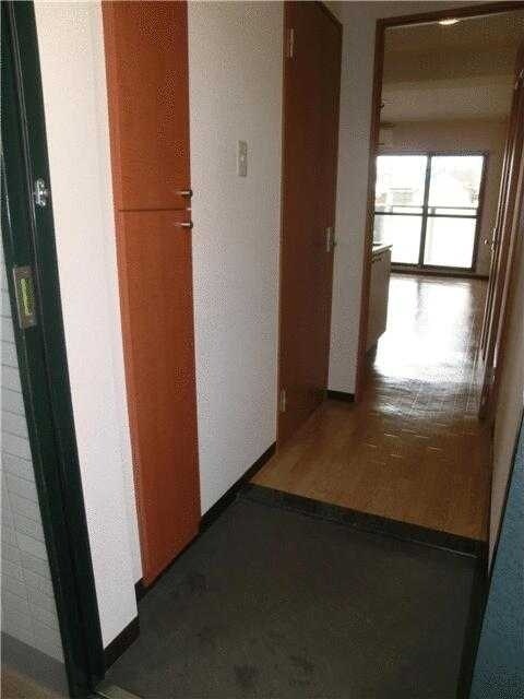 AYマンション 玄関