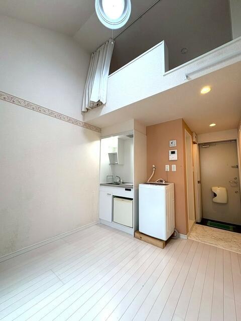 ユナイト田浦パルタージュ 玄関