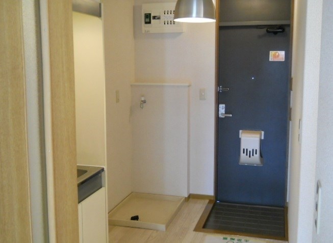 コートウィステリアⅡ 玄関