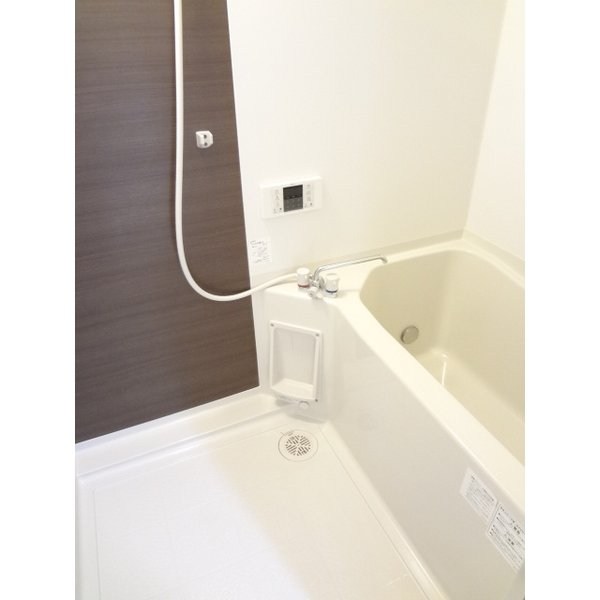 Les Ailes Ⅴ(ﾚ･ｾﾞｰﾙ5) 風呂画像