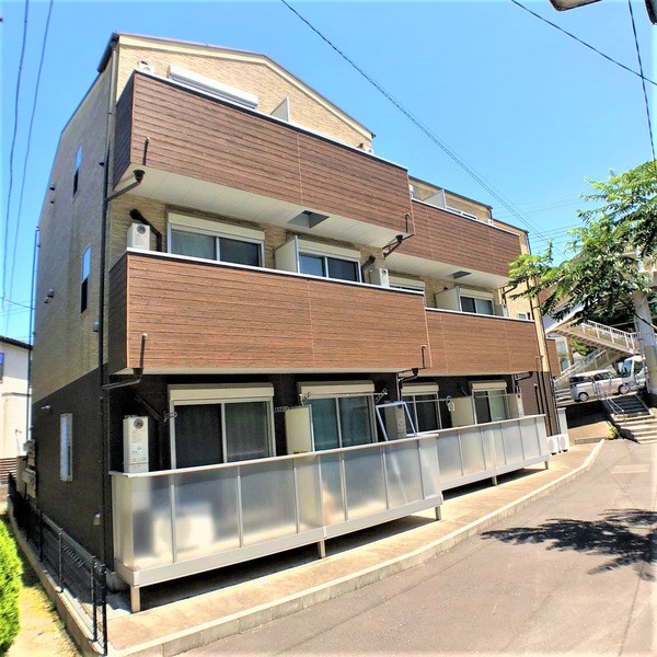 Les Ailes Ⅶ (ﾚ･ｾﾞｰﾙ7)  305号室 外観