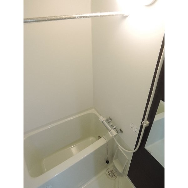 Les Ailes Ⅶ (ﾚ･ｾﾞｰﾙ7)  風呂画像