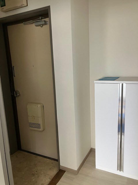 赤穂ビル 玄関