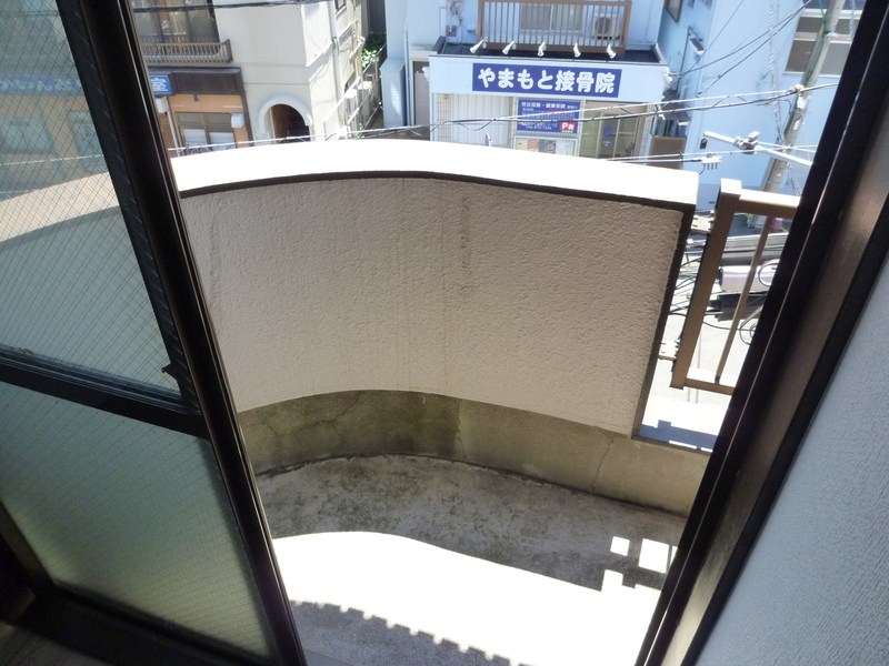 彦坂ビル ベランダ