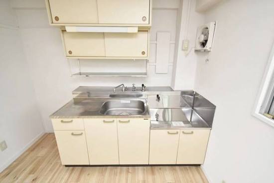 ビレッジハウス浦賀8号棟 キッチン
