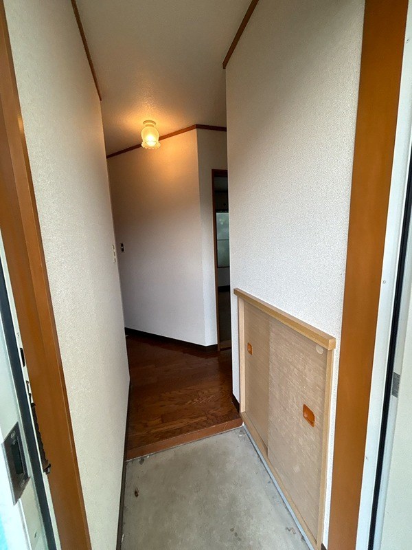 ハウスA 玄関