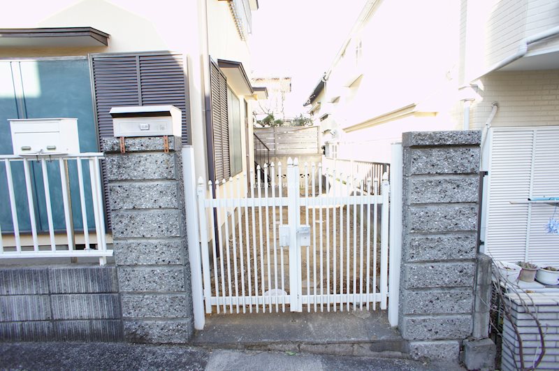 小川貸家 エントランス