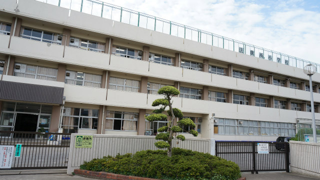 淡雪テナント 小学校