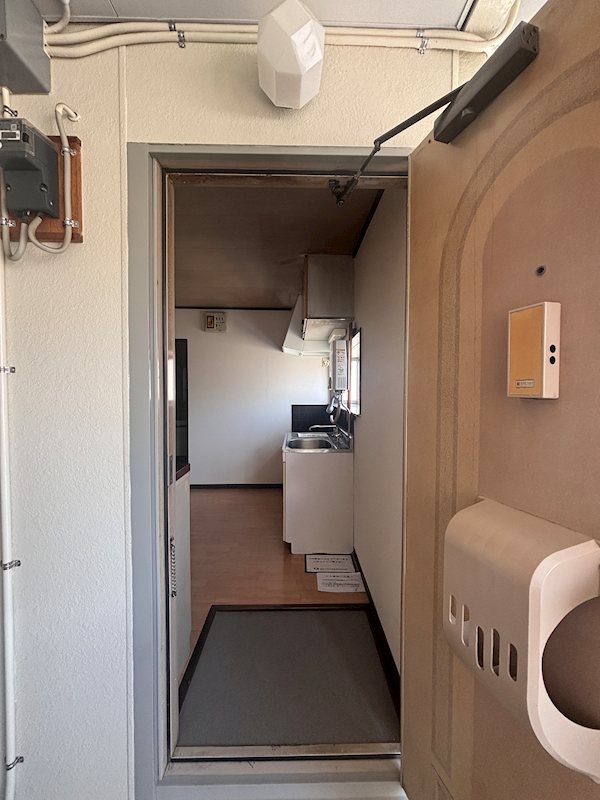 サンライズコート 玄関