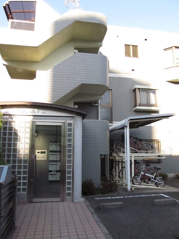 ドムス溝ノ口  エントランス