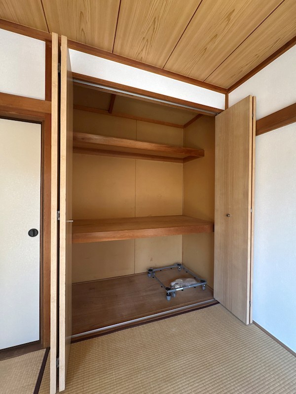 メゾンオオタニ 収納