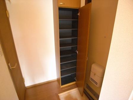 メゾンセジュール 玄関