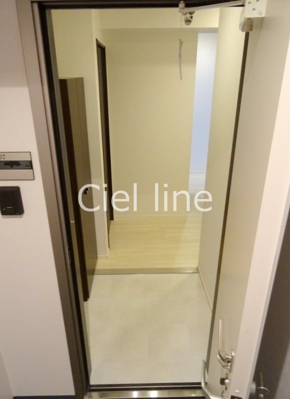 イレブン 玄関
