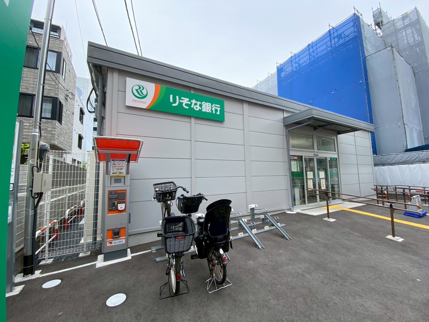 アリビス浦安 銀行