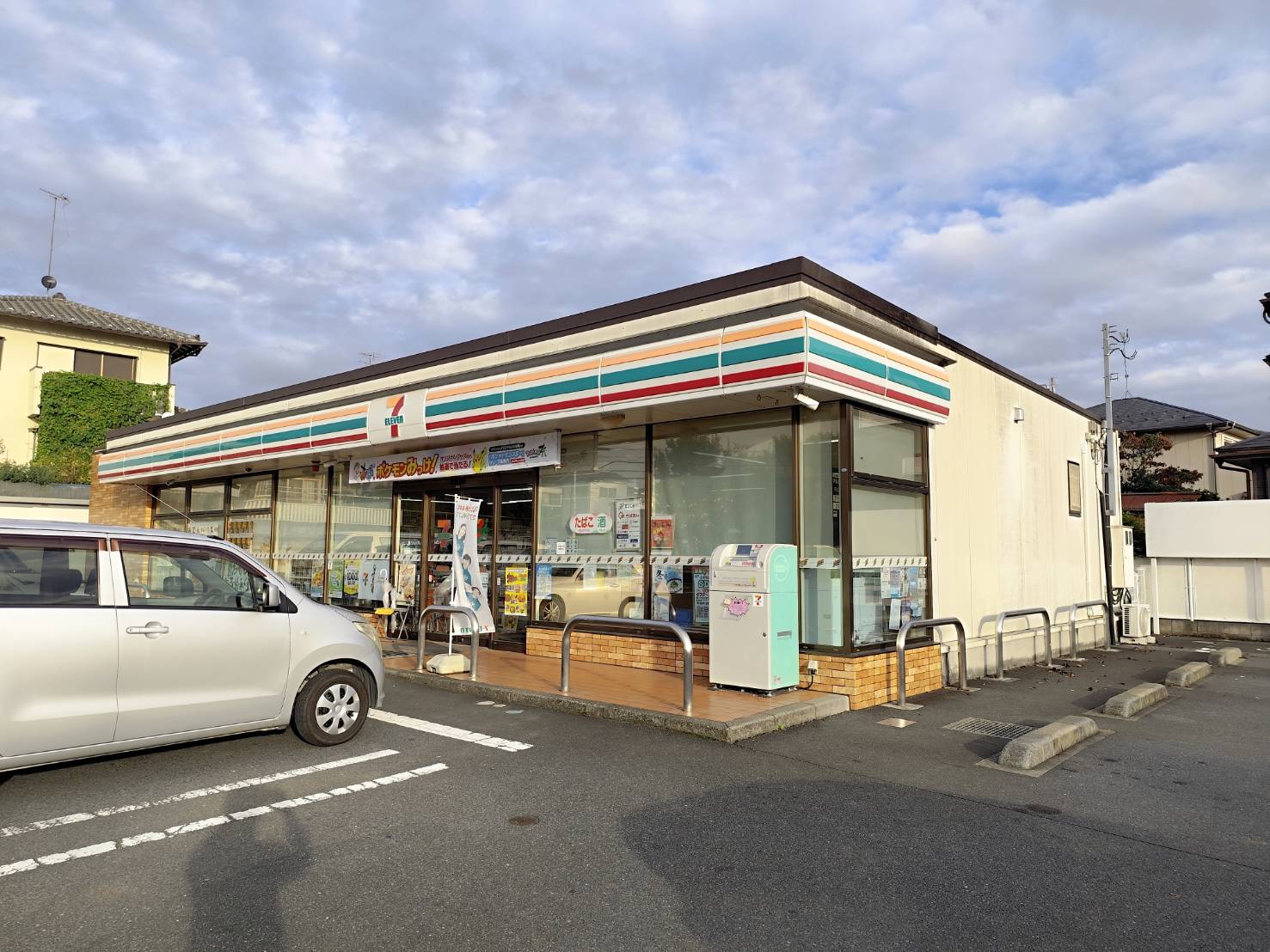 カーソルドゥホンダ コンビニ