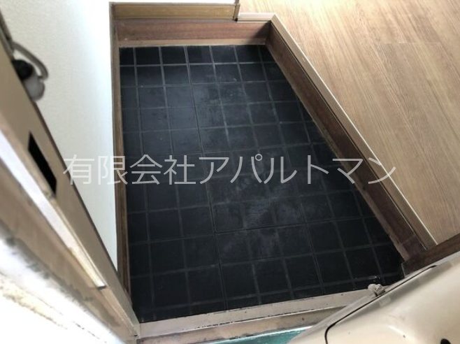 サンシャイン豊田 玄関
