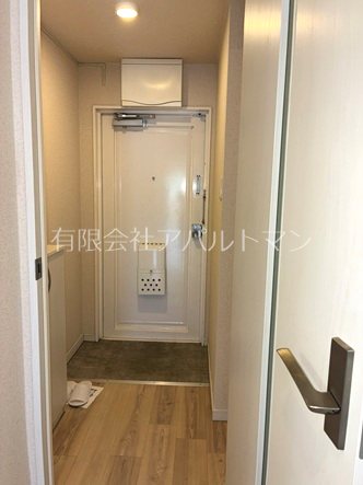 リアライズ尾頭橋　 玄関