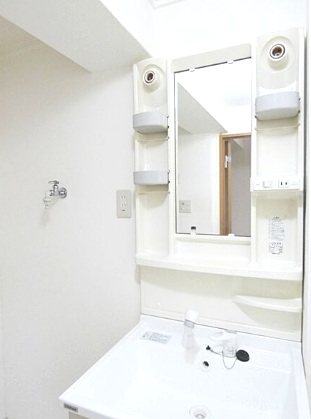 名栄ビル 洗面所