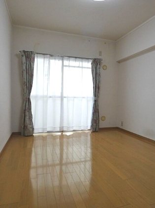 名栄ビル ベッドルーム