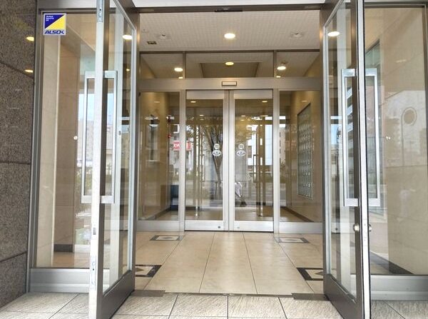 レインボーピア八熊　別間取ご紹介可能 エントランス