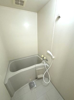 ロイヤル六番 風呂画像