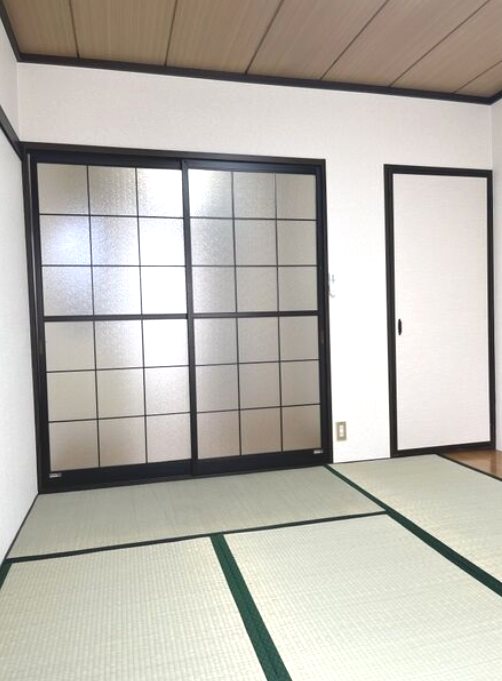 桜山朝日マンション ベッドルーム
