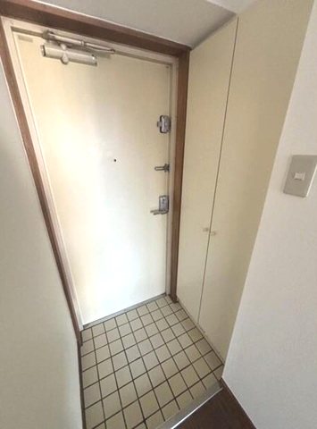 パリーマンション 玄関