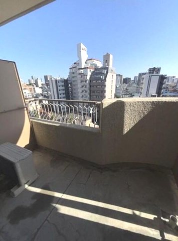パリーマンション ベランダ