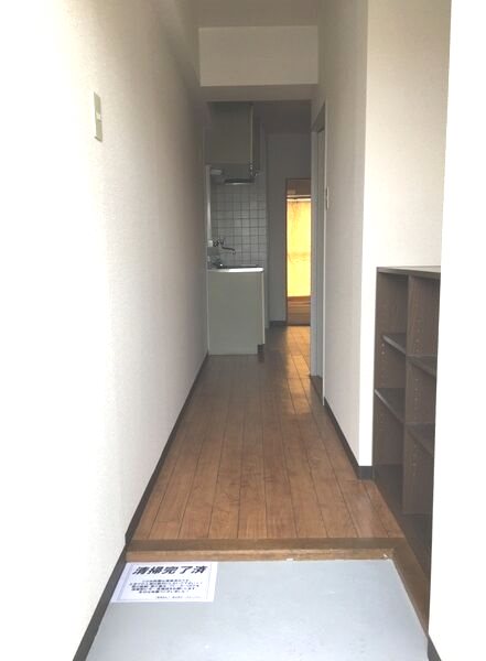 アーバン１８ 玄関