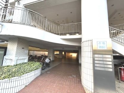 荘苑御園 エントランス