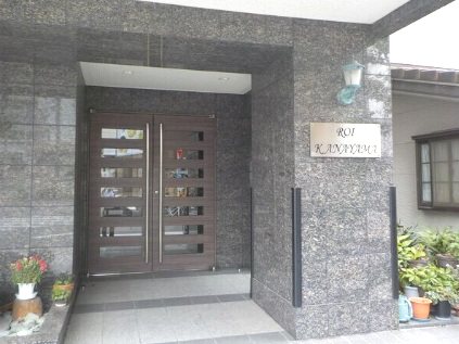 ロア金山 外観